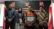 Pemkot Palopo Kembali Terima UHC Award 2024