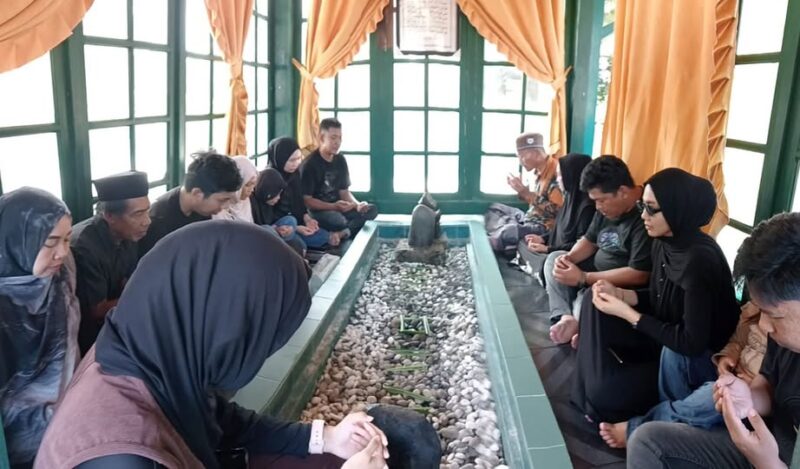 Sehari Pasca-Iduladha 1447 H, Makam Datuk Pattimang Dipadati Peziarah dari Berbagai Daerah